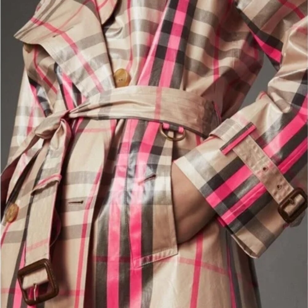 Burberry New w/Tags Neon Pink Check Trenchcoat - Picture 2 of 9